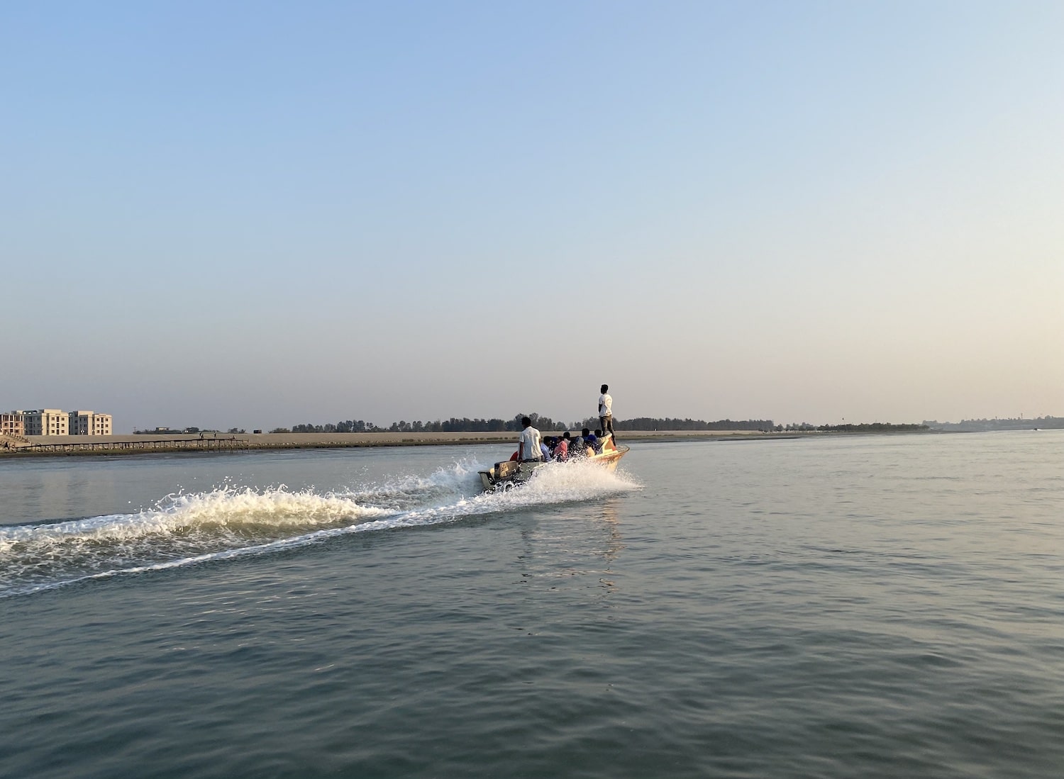 স্পিডবোট